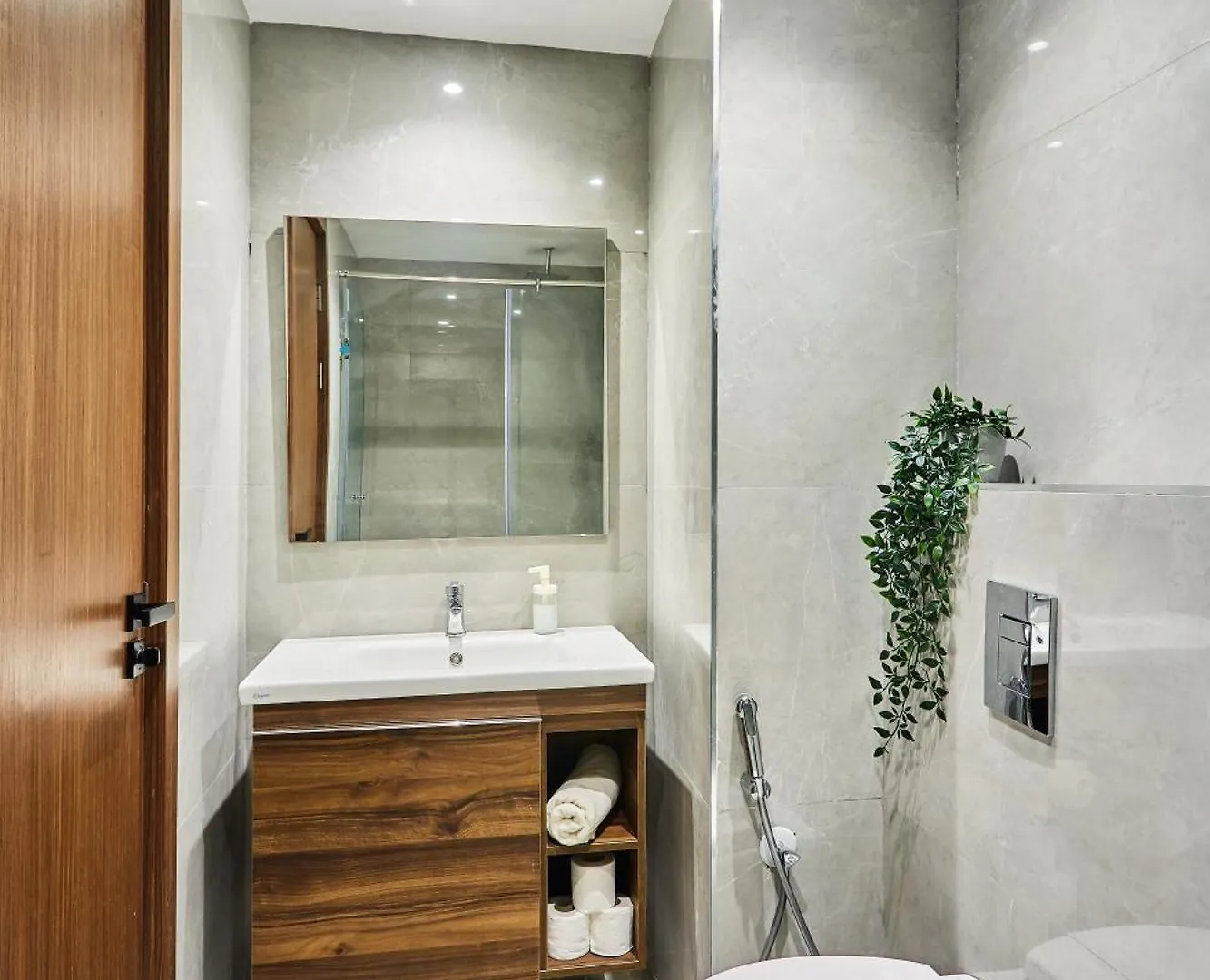 Appartement Sleek And Modern 2-Bed Unit In Downtown Casa à Casablanca Maroc