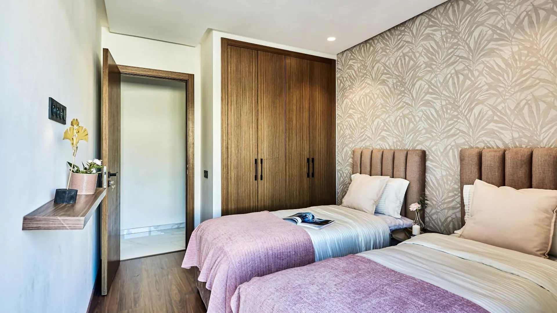 Appartement Sleek And Modern 2-Bed Unit In Downtown Casa à Casablanca